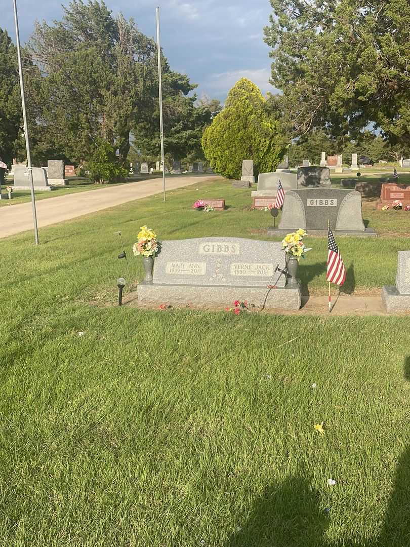 Mary Ann Gibbs's grave. Photo 1