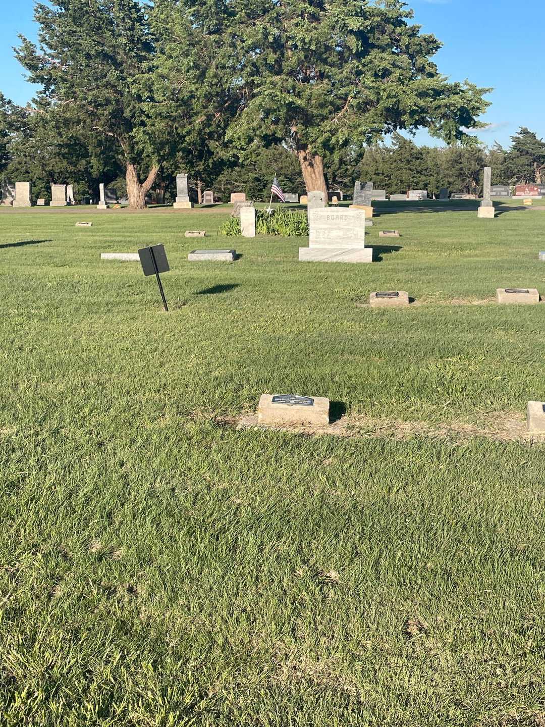 Eliza Emery's grave. Photo 2