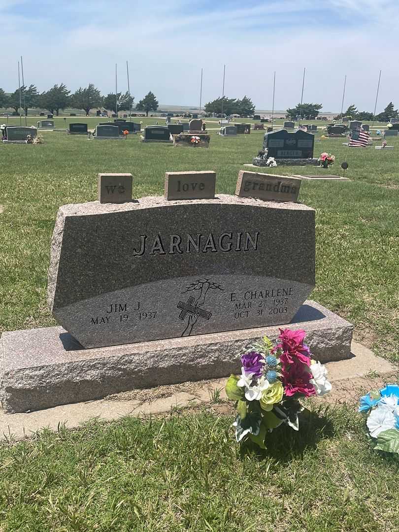 E. Charlene Jarnagin's grave. Photo 1