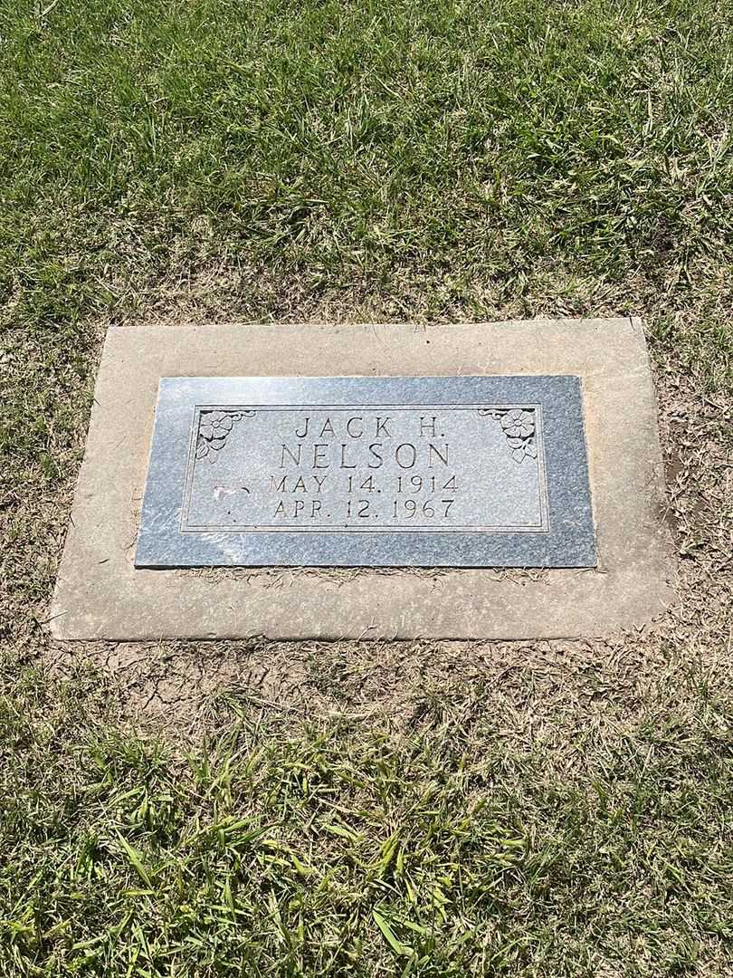 Jack H. Nelson's grave. Photo 2