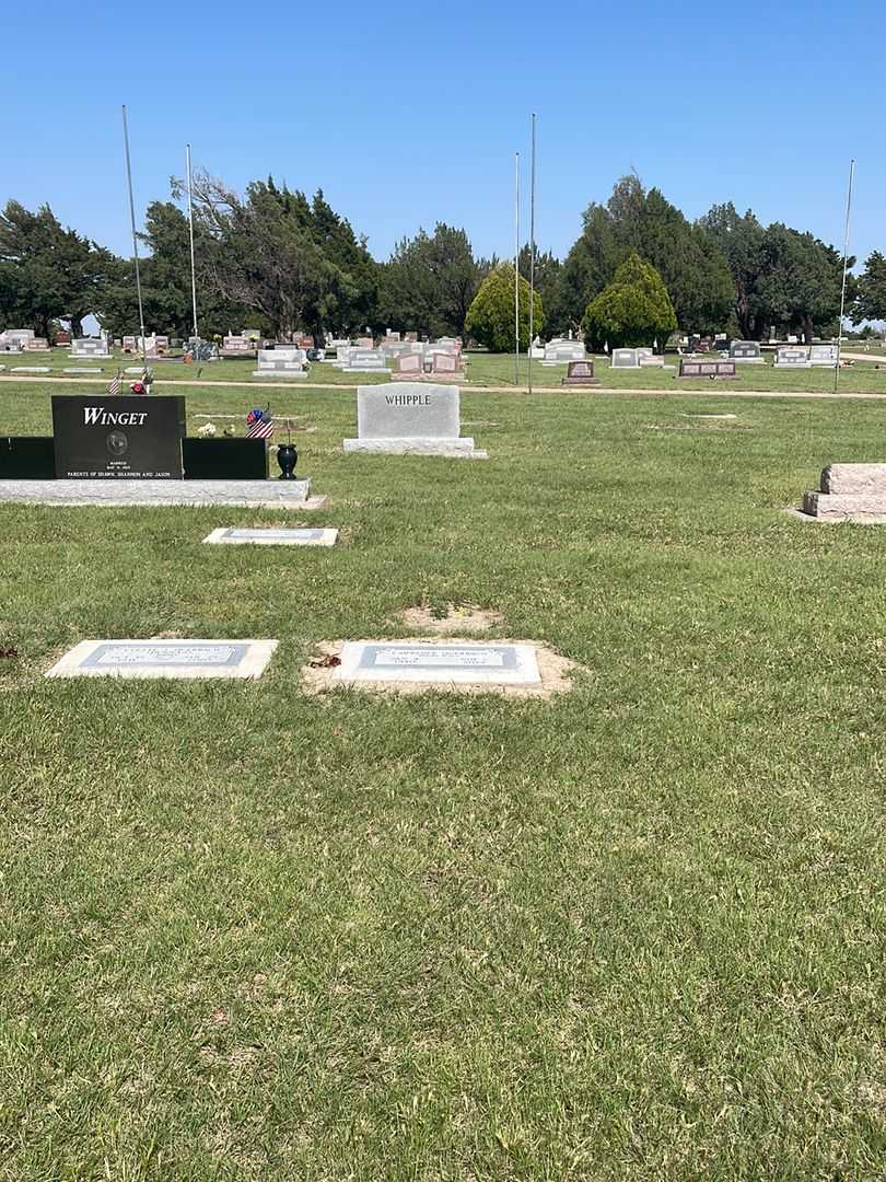 Lawrence Querbach's grave. Photo 2