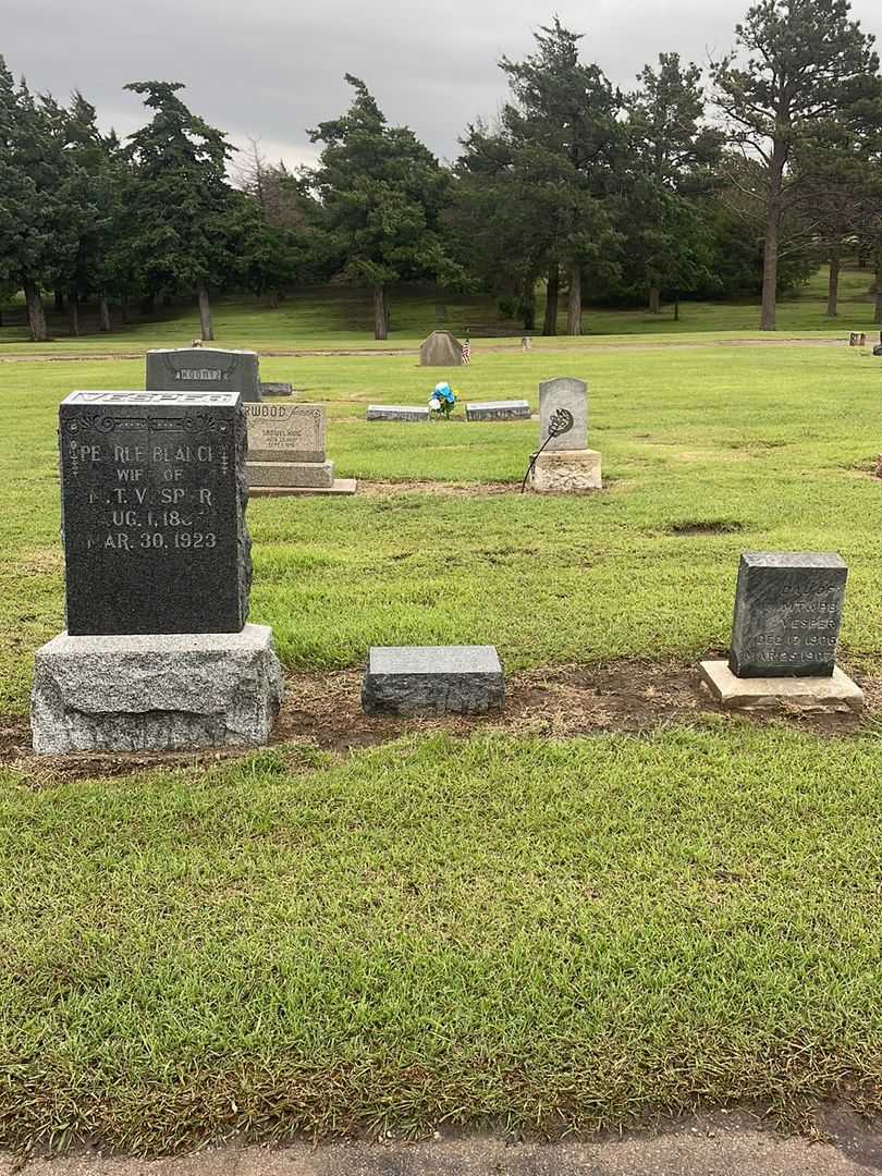 Morris E. Vesper's grave. Photo 2