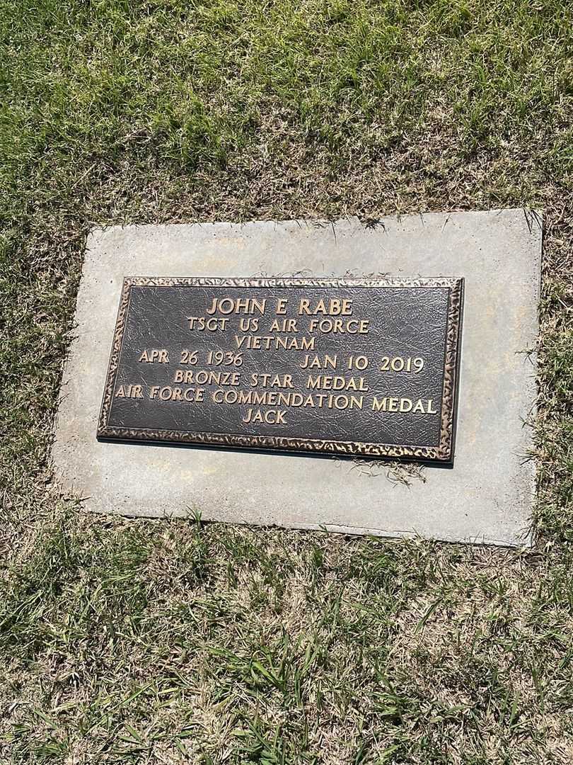 John "Jack" Rabe's grave. Photo 3