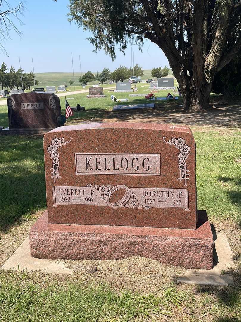Everett R. Kellogg's grave. Photo 2