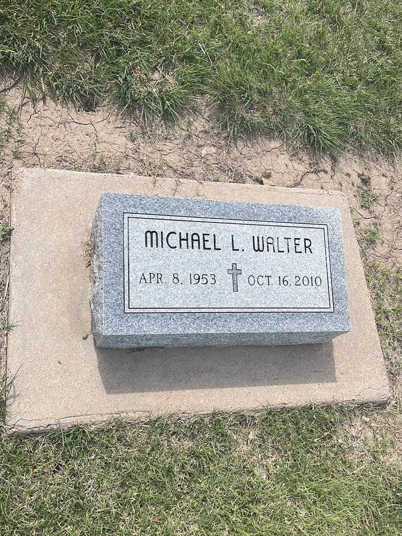Michael L. Walter's grave. Photo 2