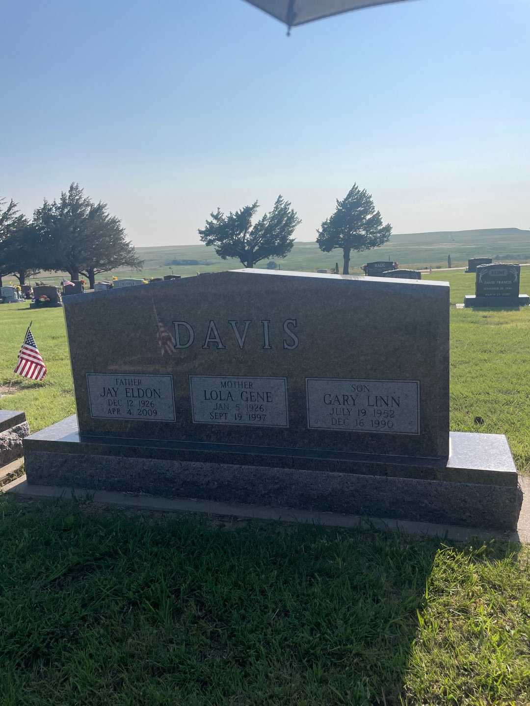 Gary Linn Davis's grave. Photo 2