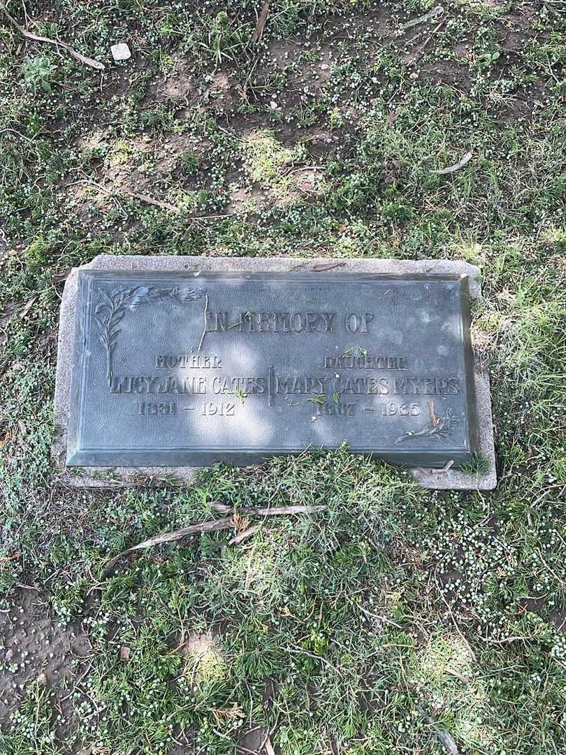 Lucy Jane Cates's grave. Photo 2