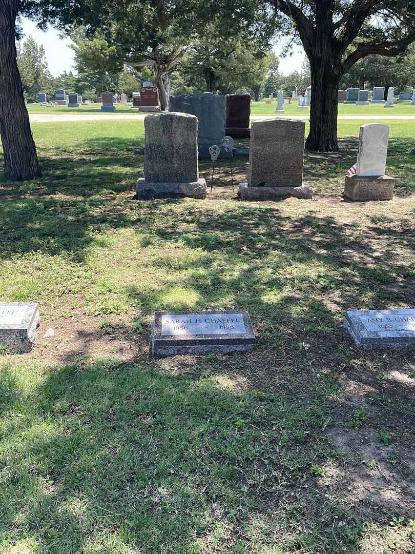 Sarah H. Chaffee's grave. Photo 1