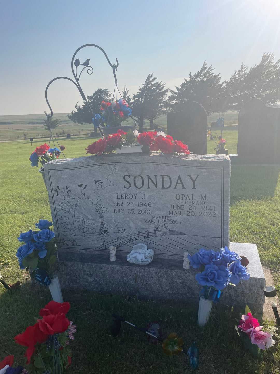 Opal M. Eichman Sonday's grave. Photo 2