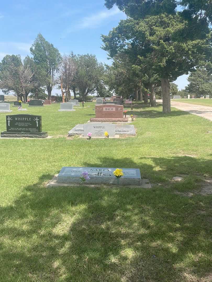 Annie Mae Narey's grave. Photo 1