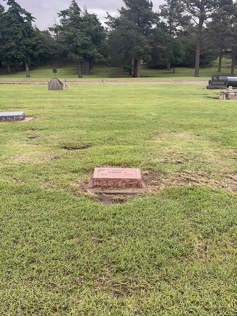 Alvinna B. Vesper's grave. Photo 1