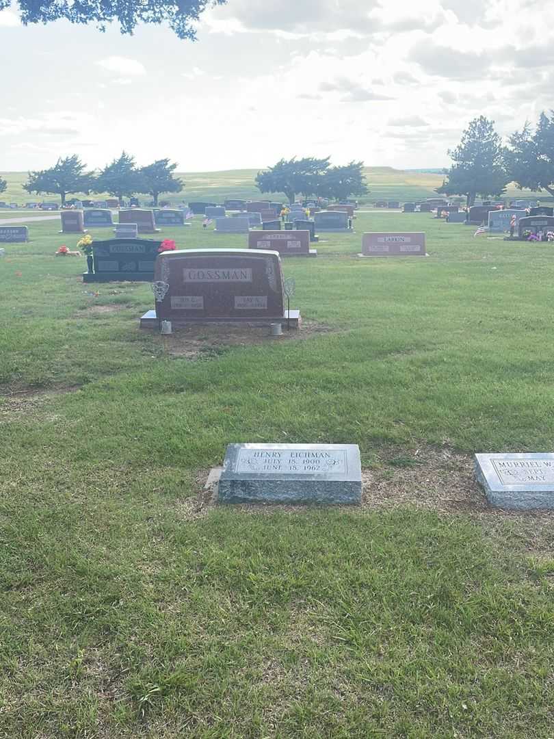 Henry Eichman's grave. Photo 1