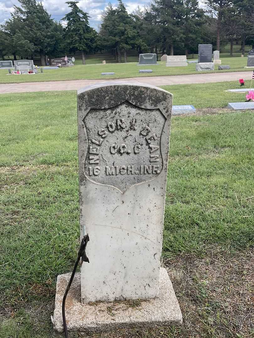 Nelson I. Dean's grave. Photo 2