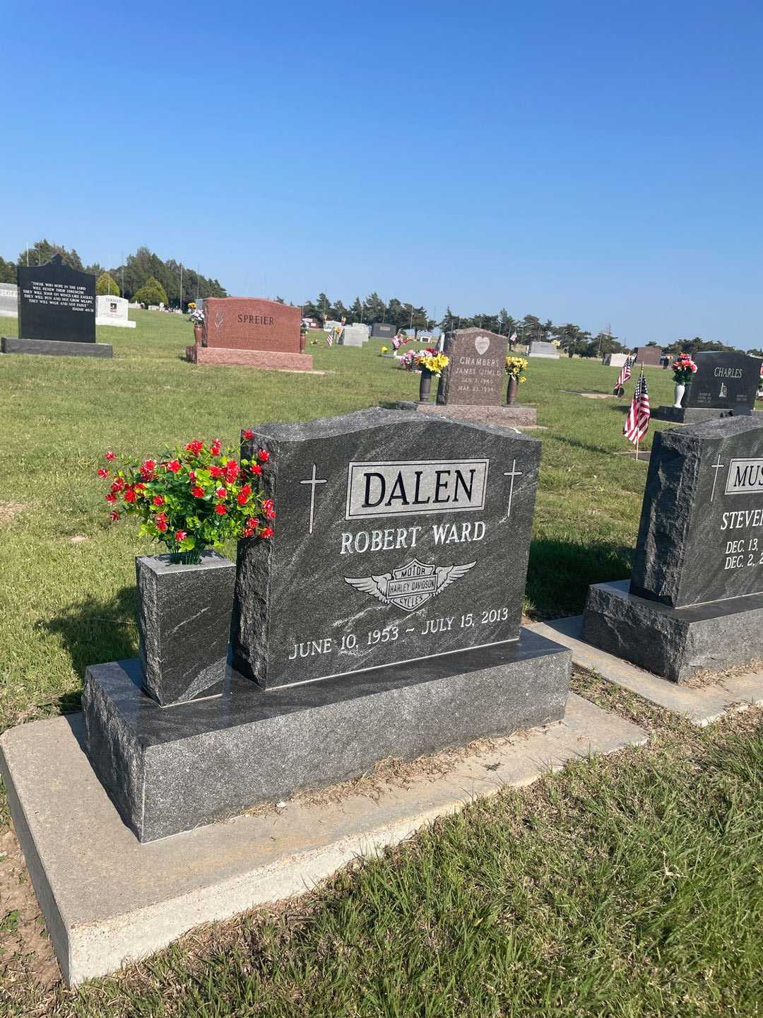 Robert Ward Dalen's grave. Photo 1