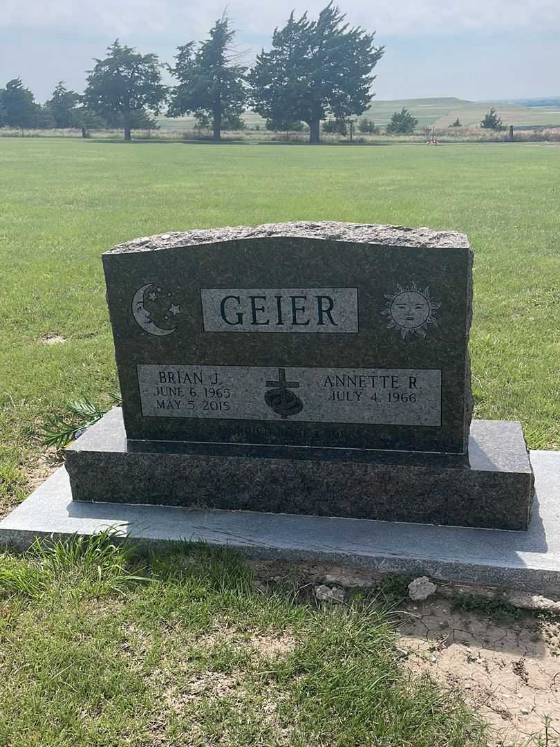 Brian J. Geier's grave. Photo 2